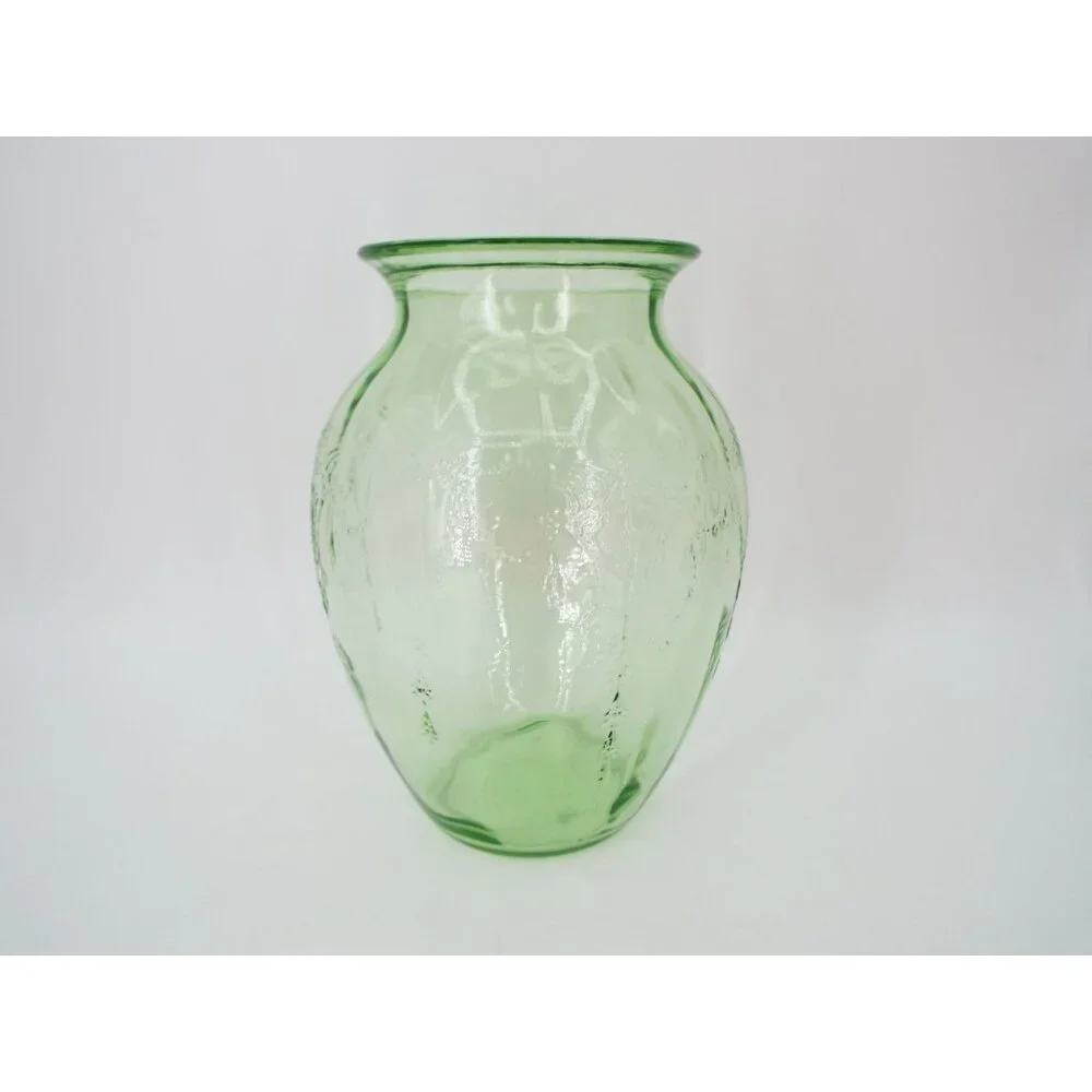 Vintage Anchor Hocking Green Uranium Glass Ballerina Cameo 8